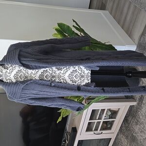 Women's Gray Cable Knit Sweater